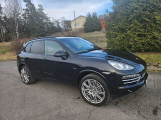 Porsche Cayenne 3.0 180кВ