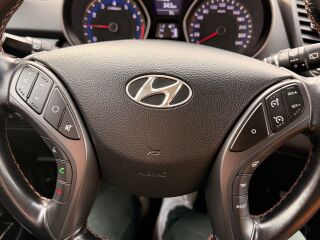 Hyundai i30 1.6 99kW