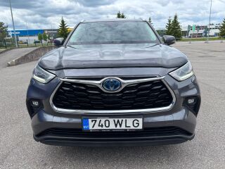 Toyota Highlander 2.5 140кВ