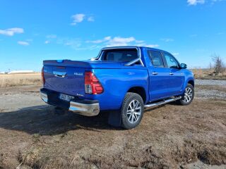 Toyota Hilux 2.4 110kW