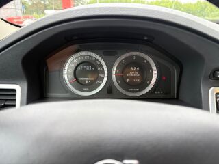 Volvo V70 Ocean Race 2.4 D5 136kW
