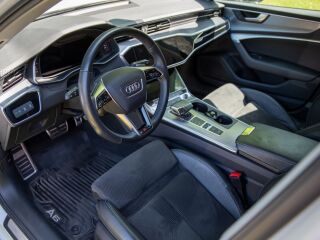 Audi A6 55TFSI E 2.0 270kW