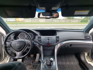 Honda Accord 2.2 132kW