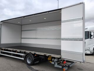 DAF XB 210 FA 4x2 12T 153kW