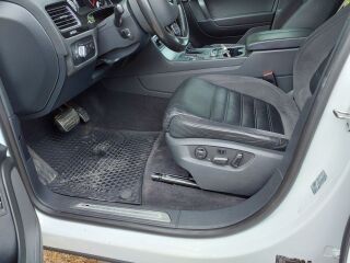Volkswagen Touareg R-Line 3.0 193kW