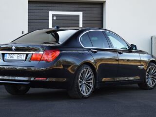 BMW 730 3.0 180kW