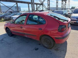 Renault Megane Elegance 1.6 55kW