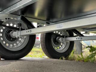 Tiki Treiler Keevis PRO 400-DLH 4.0x1.5 Kaanega kastihaagis