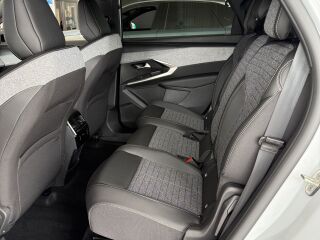 Peugeot 5008 Business 1.2 Hybrid 100kW