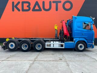 Scania R520 8x4*4 382kW