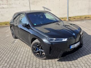 BMW iX xDrive 40 M-Pakett Autopilot 240kW
