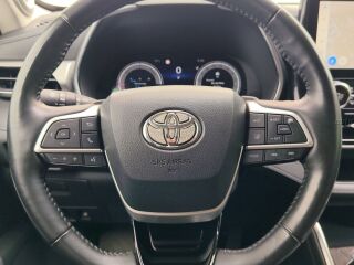 Toyota Highlander Premium 140kW