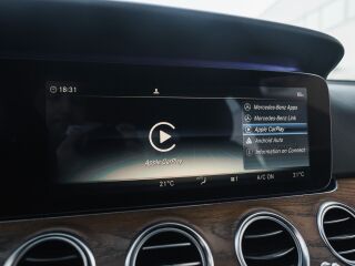 Mercedes-Benz E 200 1.6 118kW