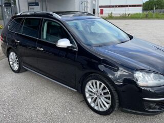 Volkswagen Golf Individual 2.0 103kW