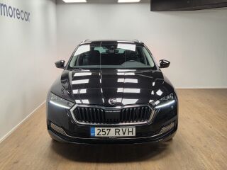 Skoda Octavia Combi Elegance 1.5 110kW