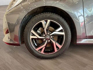 Toyota Yaris Active Plus 1.5 68kW