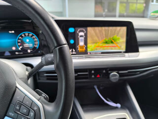 Volkswagen Golf Life 2.0 110кВ