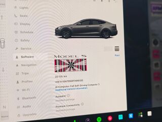 Tesla Model S Plaid 239kW
