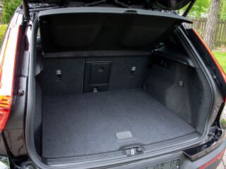 Volvo XC40 DARK Plus RECHARGE Intelli PRO Wntr 1.5 T5 PHEV Plug-In MY2023 192kW