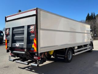 Volvo FL 250 4x2 EURO6 + LIFTING BOX 188kW
