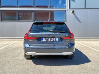 Volvo V90 Cross Country Pro Facelift 2.0 173кВ