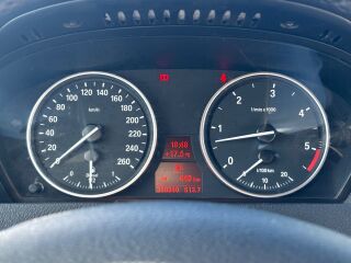 BMW X5 3.0 225кВ