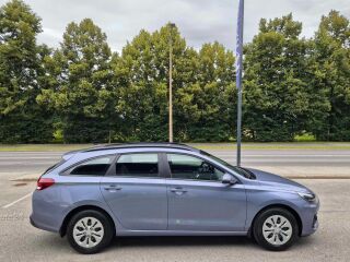 Hyundai i30 Fresh Plus 1.5 DPi 71kW