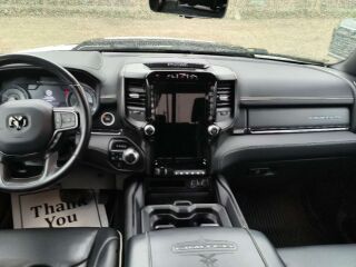 Ram 1500 Limited Night Crew Cab 5.7 V8 Hemi 395hp