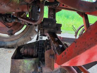 TRAKTOR T-16M rippsüsteem/muldaja/kast/niiduk/jvv