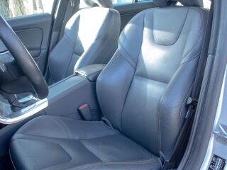 Volvo S60 Cross Country AWD Summum Intelli PRO Xenium Wn 2.4 D4 140kW