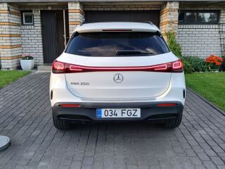 Mercedes-Benz EQA 250  AMG-Line 140kW