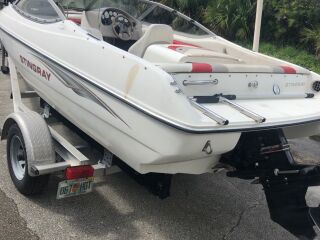 Stingray 180 LUXURY BOWRIDER PATENTED HULL LX Series 3.0 R4 101kW