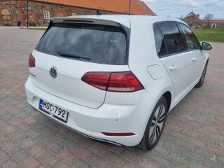 Volkswagen Golf Facelift 100кВ