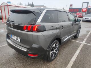 Peugeot 5008 1.2 96кВ