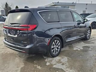 Chrysler Pacifica Pinnacle 3.6 V6 Pentastar 162kW