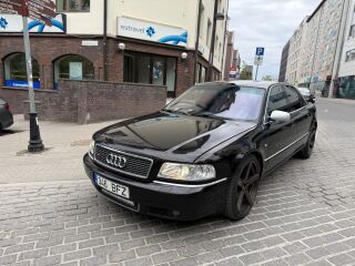Audi A8 LIM 4.2 V8 220kW