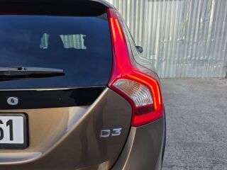 Volvo V60 Cross Country Pro Luxury Bronze 2.0 D3 110кВ