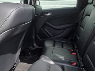 Mercedes-Benz B 180 1.5 80kW