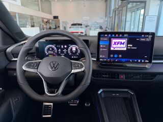 Volkswagen T-Roc R-Line 1.5 110кВ