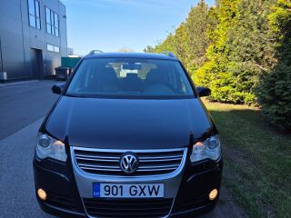 Volkswagen Touran R-line 1.4 125kW