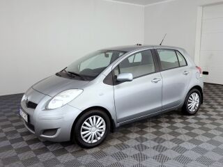 Toyota Yaris Linea Sol Facelift A-C 1.3 73kW