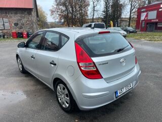 Hyundai i30 1.4 80kW