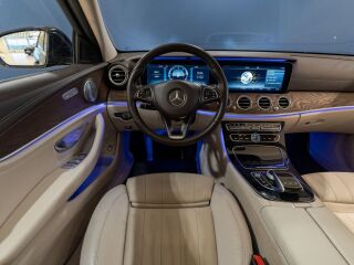 Mercedes-Benz E 220 LIMOUSINE 2.0 143kW