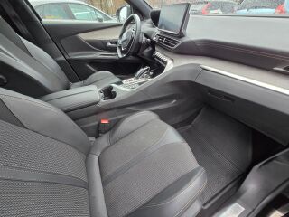 Peugeot 5008 GT 1.2 96кВ