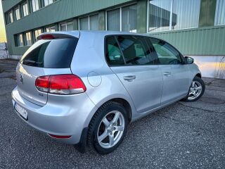Volkswagen Golf 1.4 90kW