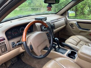 Jeep Grand Cherokee 4.7 164кВ