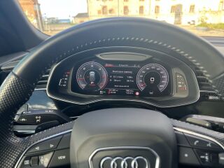 Audi Q8 S-line 3.0 210kW