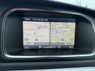 Volvo V40 Momentum 1.6 D2 84кВ
