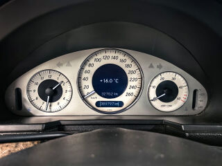Mercedes-Benz E 270 AVANTGARDE 2.7 130kW