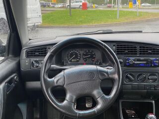 Volkswagen Golf Syncro 2.9 vr6 vr6 140kW